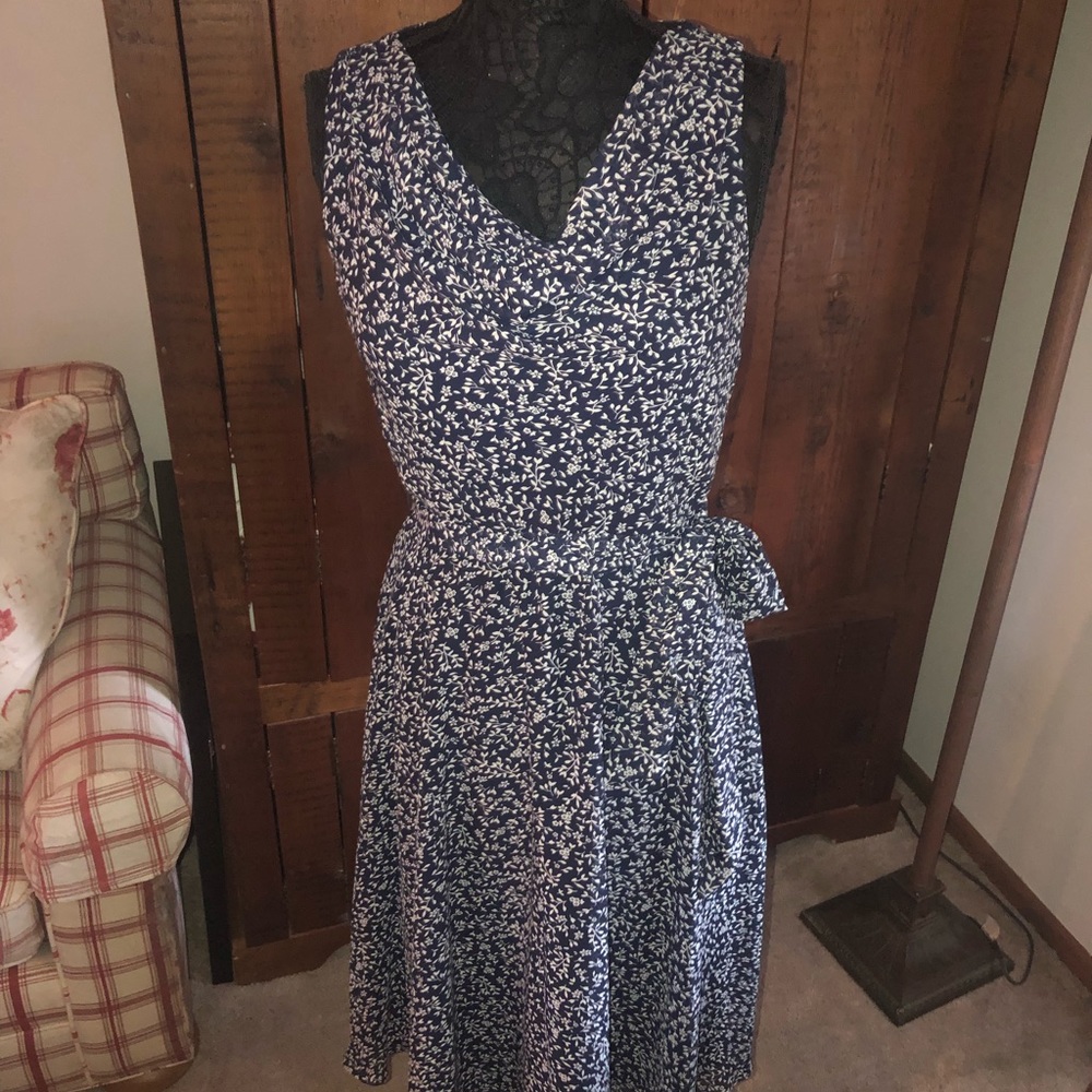 Jessica Howard sleeveless dress